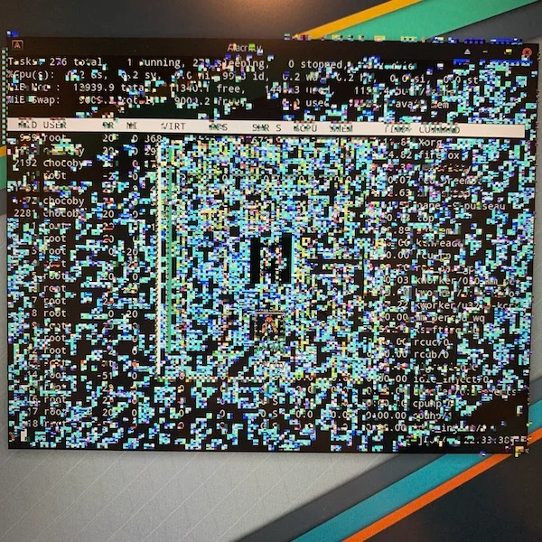 top コマンドを実行した図